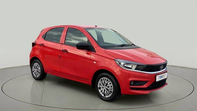 https://images10.gaadi.com/usedcar_image/4550821/original/8900e21a69f7036d639e0a3e87567fc7.jpg?imwidth=6400