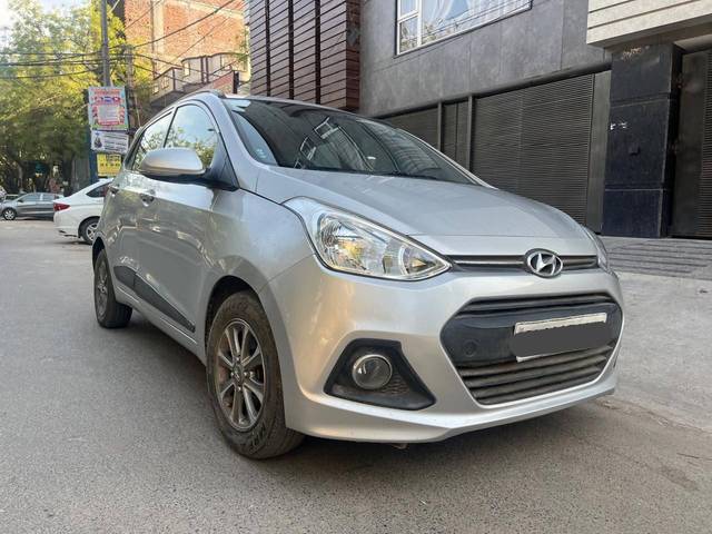 https://images10.gaadi.com/usedcar_image/4550822/original/processed_871017447dfeb704061c1fb65e02341d.jpg?imwidth=6402