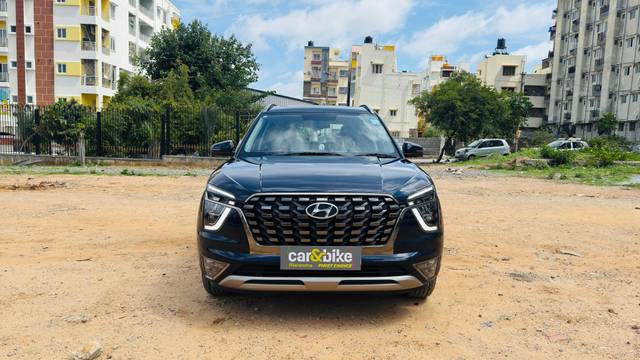 https://images10.gaadi.com/usedcar_image/4550826/original/d7e7e5bab2023caefa4e2cf5ab173ea0.jpg?imwidth=6402