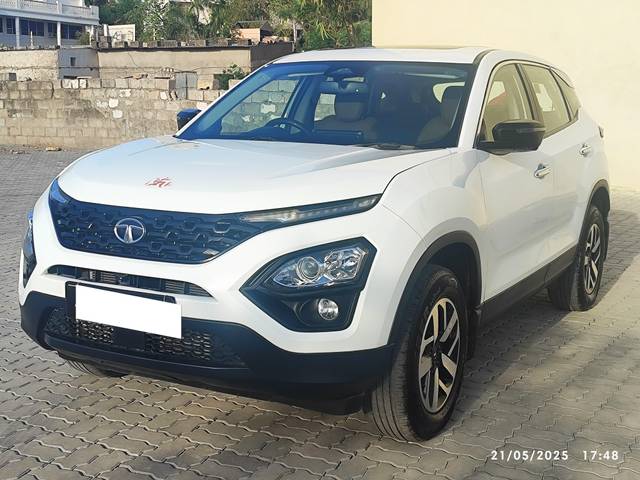 https://images10.gaadi.com/usedcar_image/4550841/original/processed_6f80f68e7f2d0e9b8fa59244caff3c6a.jpeg?imwidth=6401