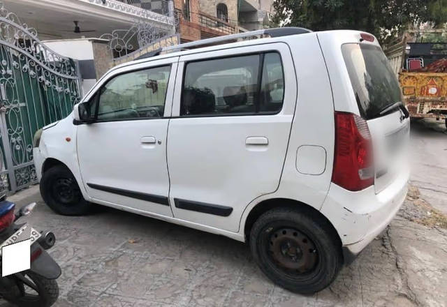 https://images10.gaadi.com/usedcar_image/4550857/original/b4586b52-d77c-4521-8e0f-dee71ead799a.?imwidth=6400