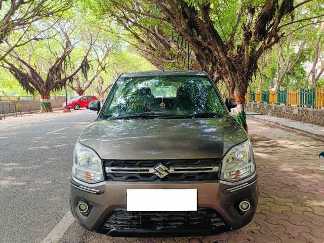 https://images10.gaadi.com/usedcar_image/4550885/original/processed_406eefb1-60a7-4560-9d8d-d532949024c1.jpg?imwidth=6400