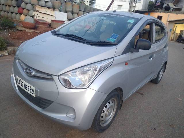 https://images10.gaadi.com/usedcar_image/4550886/original/processed_68878180bb992a799d0f153e3288eb10.jpg?imwidth=6402