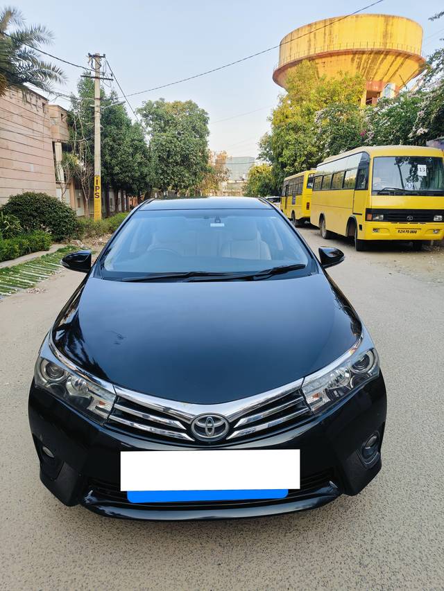 https://images10.gaadi.com/usedcar_image/4550933/original/processed_21bc951c-1fa2-4294-ac2f-503899b78f64.jpg?imwidth=6400