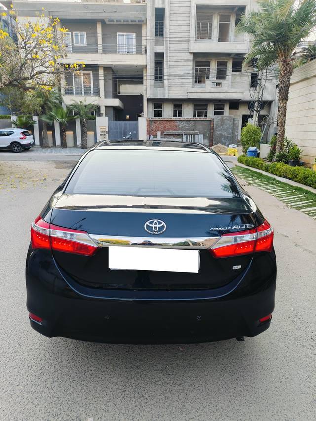 https://images10.gaadi.com/usedcar_image/4550933/original/processed_c6864482-4235-48fc-ab6e-f00dbd41c6e4.jpg?imwidth=6401