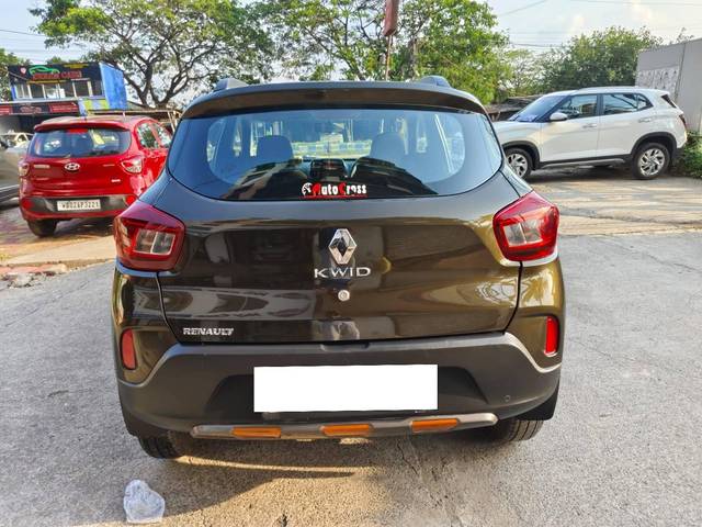 https://images10.gaadi.com/usedcar_image/4550952/original/processed_7706ec1a41401c890f6146b0b8ead9ad.jpeg?imwidth=6402