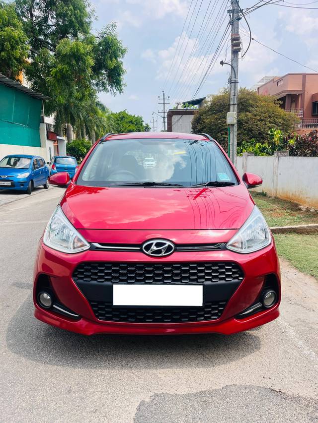 https://images10.gaadi.com/usedcar_image/4550954/original/processed_ff80d1fd05463c691fba7e2f2be0a33c.jpg?imwidth=6400