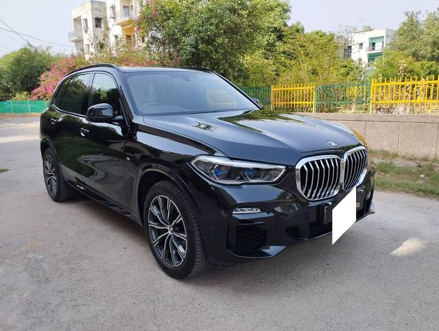 https://images10.gaadi.com/usedcar_image/4550977/original/processed_5e5cfde50e2462736caf2b2fd599aa86.jpg?imwidth=6400