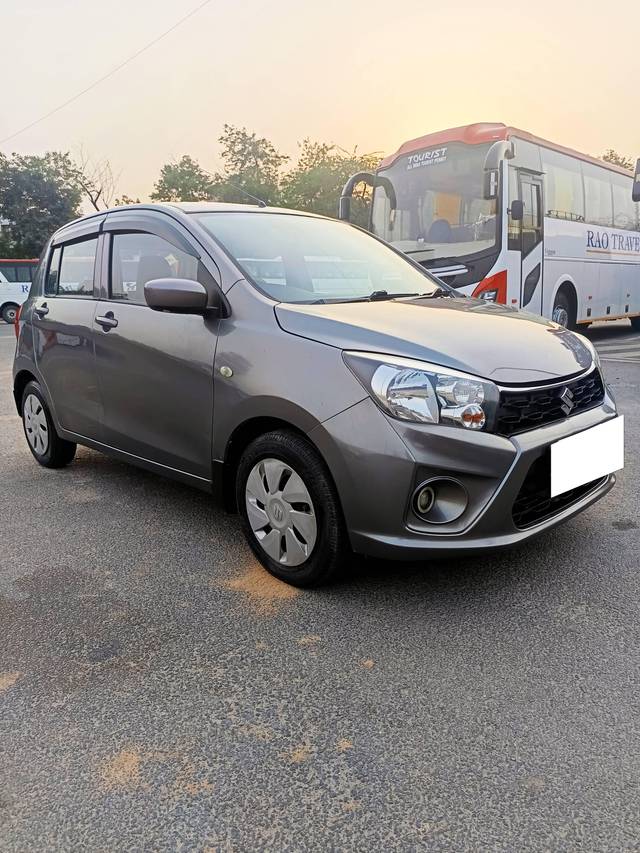 https://images10.gaadi.com/usedcar_image/4550982/original/processed_f1827b219adc3f284e9a6daf18af4f34.jpg?imwidth=6400
