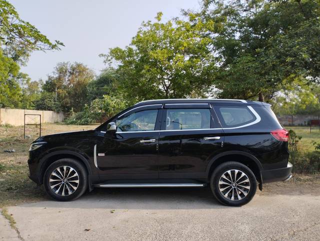 https://images10.gaadi.com/usedcar_image/4550983/original/97421ba2e782dcb7e5b5ec8a468d32ff.jpg?imwidth=6402