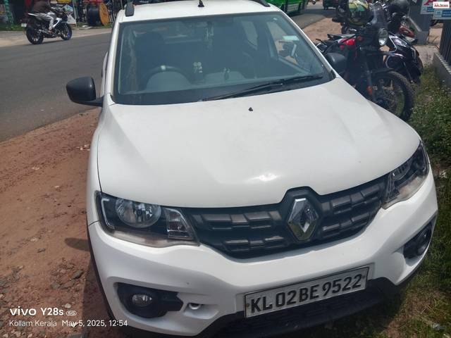 https://images10.gaadi.com/usedcar_image/4551042/original/dcc16e595c7915a06922c7babbdddc9d.jpg?imwidth=6400