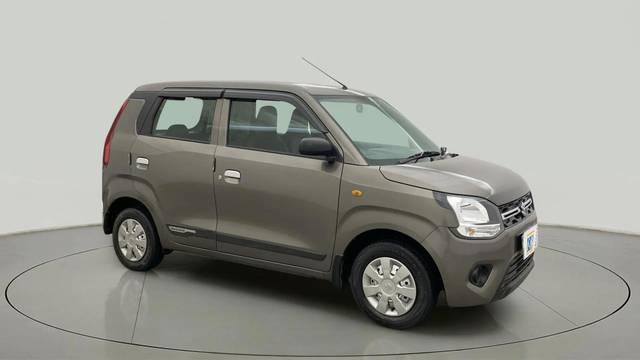 https://images10.gaadi.com/usedcar_image/4551058/original/b2057da411112795803a25718ce9ed2f.jpg?imwidth=6400