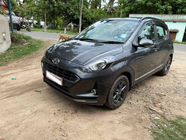 https://images10.gaadi.com/usedcar_image/4551060/original/processed_231960e11a0fcf4f42a1182af7180d4d.jpg?imwidth=6402