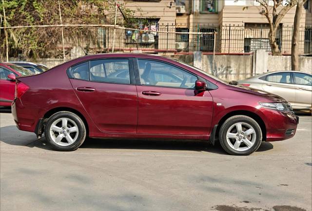 https://images10.gaadi.com/usedcar_image/4551071/original/ef3fd7b1d986d75367ac4553d2d66986.jpg?imwidth=6401