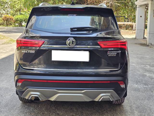 https://images10.gaadi.com/usedcar_image/4551096/original/processed_5d7a402d859384c80e8cceae40849e72.jpg?imwidth=6402