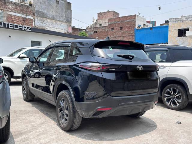 https://images10.gaadi.com/usedcar_image/4551130/original/processed_9d74b3bb4abf65ec9651bf43c4dd9872.jpg?imwidth=6402