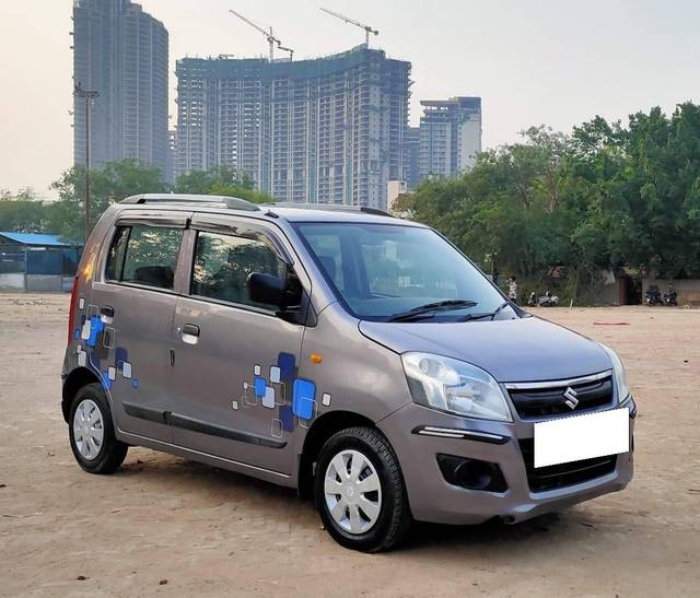 https://images10.gaadi.com/usedcar_image/4551141/original/processed_e177576c78756c62e10d7b8d9cb08b29.jpg?imwidth=6400