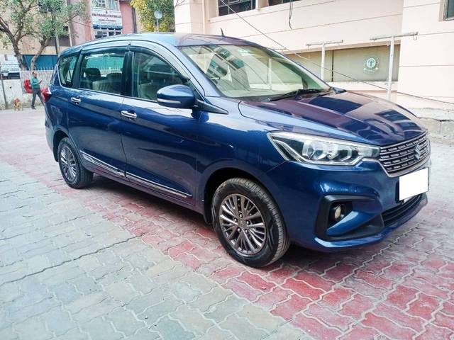 https://images10.gaadi.com/usedcar_image/4551184/original/processed_c4bef8784e4d480ee2f21f229596afd3.jpg?imwidth=6400