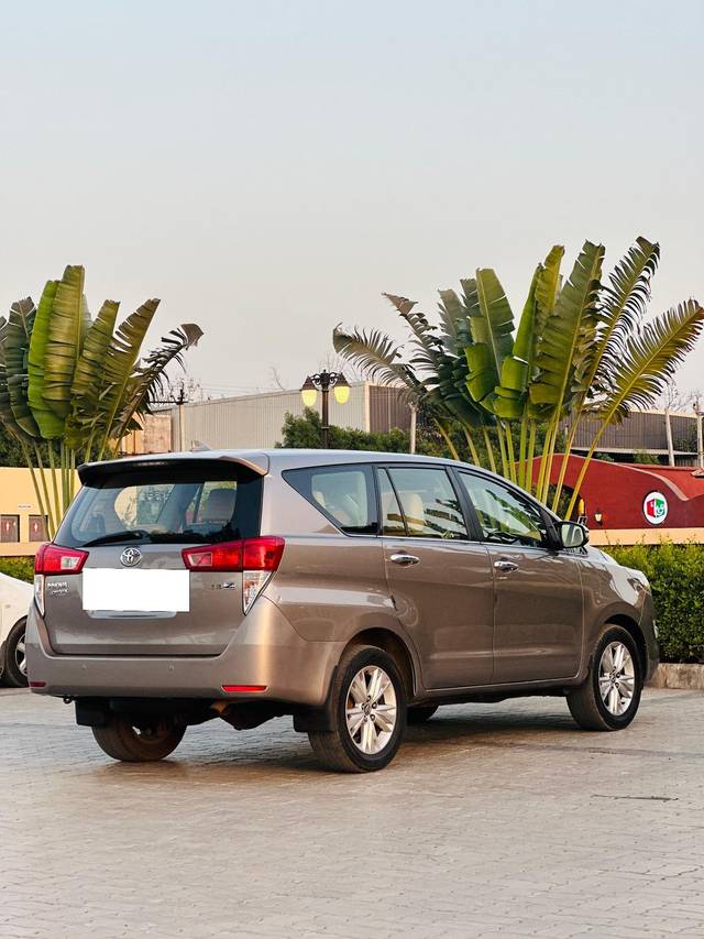 https://images10.gaadi.com/usedcar_image/4551201/original/processed_2da86eed260f909e266912bca6466a49.jpg?imwidth=6401