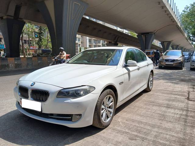 https://images10.gaadi.com/usedcar_image/4551234/original/processed_2c637f88dea996a2eb94e1d750b4e6f1.jpg?imwidth=6402