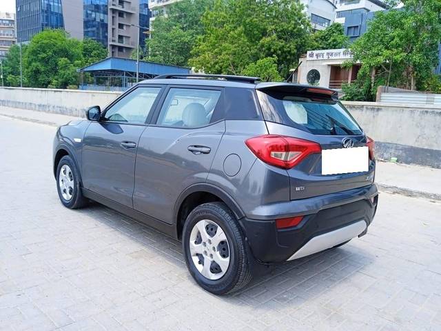 https://images10.gaadi.com/usedcar_image/4551238/original/processed_6404776eee028fb1fc6ac062df4a3899.jpg?imwidth=6402