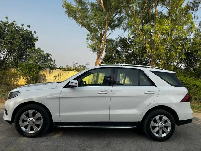 https://images10.gaadi.com/usedcar_image/4551263/original/d8b0c32cd180f672ec48d55c55920201.jpeg?imwidth=6402