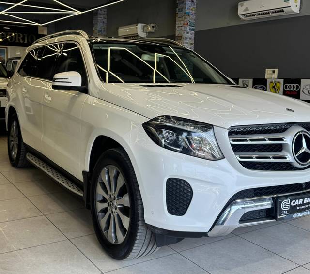 https://images10.gaadi.com/usedcar_image/4551274/original/processed_86c9bfa8e15e7625b03b099e40633cef.jpg?imwidth=6400