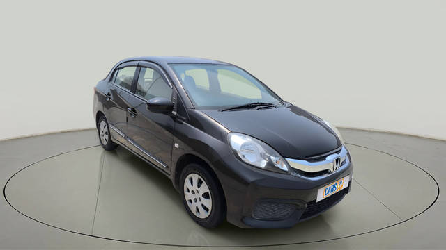 https://images10.gaadi.com/usedcar_image/4551275/original/9c5621e2815e99493517fb4066598771.png?imwidth=6400
