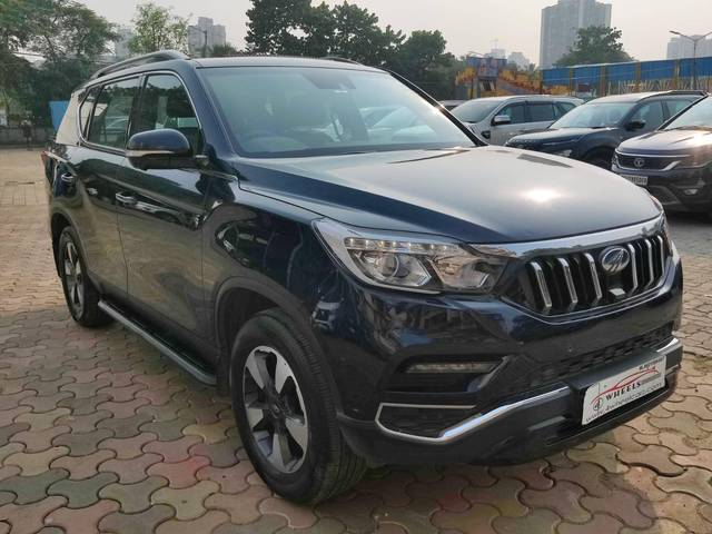 https://images10.gaadi.com/usedcar_image/4551317/original/processed_7f848fd839c6083b3e6a29f0c965bed4.jpeg?imwidth=6400