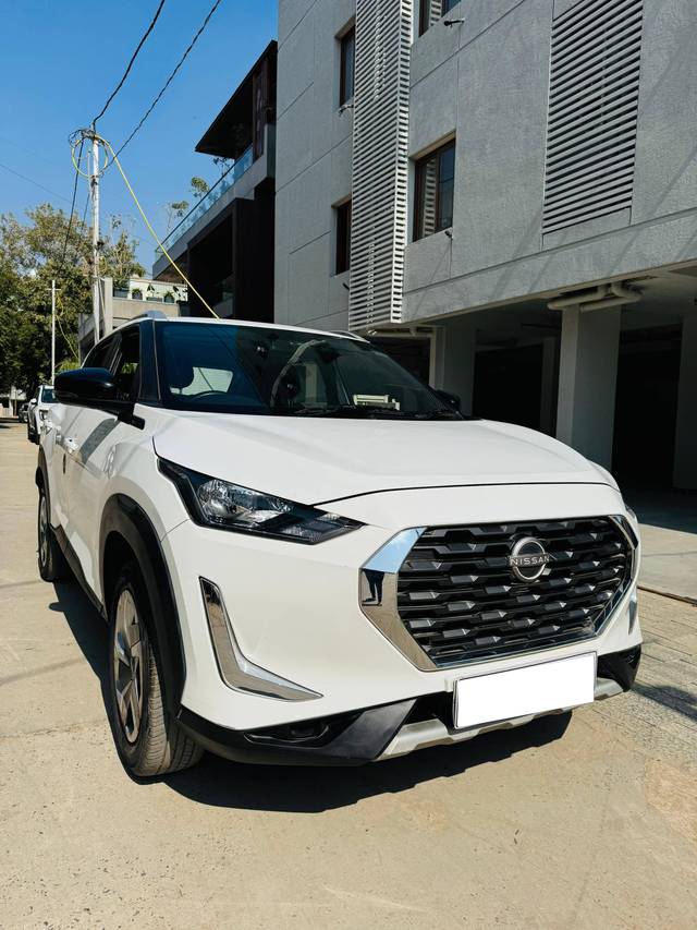https://images10.gaadi.com/usedcar_image/4551334/original/processed_5f3214b4832501f604cb205f2d9f99ea.jpeg?imwidth=6400
