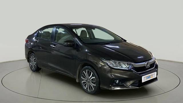 https://images10.gaadi.com/usedcar_image/4551355/original/8d447795fd4de457d8417f8c28ab921f.jpg?imwidth=6400
