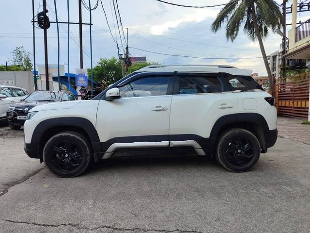 https://images10.gaadi.com/usedcar_image/4551359/original/processed_108540428f2b91d8f5fec4adb61c78e9.jpeg?imwidth=6400