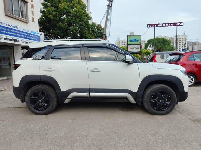 https://images10.gaadi.com/usedcar_image/4551359/original/processed_6d7beb8bb58ae01f648305cd5f72100d.jpeg?imwidth=6401