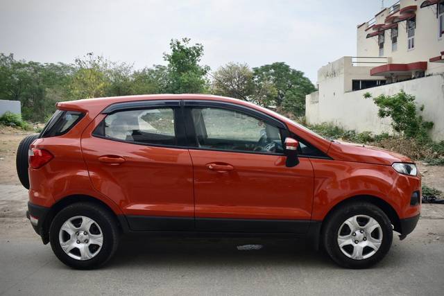 https://images10.gaadi.com/usedcar_image/4551411/original/72452bc13eee103c07afd262c5342dbc.jpg?imwidth=6401