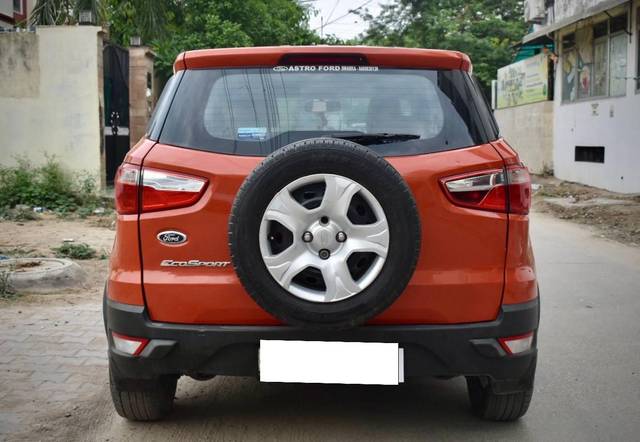 https://images10.gaadi.com/usedcar_image/4551411/original/processed_e4b8e82471898003e9d0499aca64ab9c.jpg?imwidth=6402
