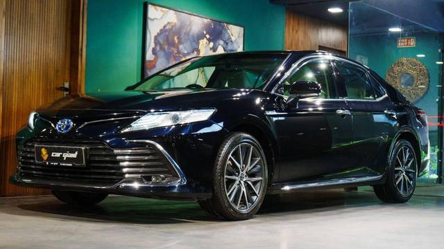 https://images10.gaadi.com/usedcar_image/4551417/original/processed_d950e2314537b4f1b83f4373a31d22a9.jpeg?imwidth=6400
