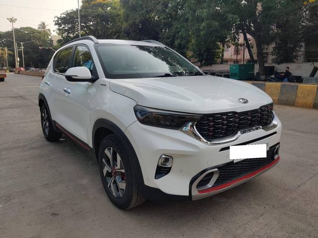 https://images10.gaadi.com/usedcar_image/4551418/original/processed_d0bb713add284806c2d45aa13318bbb4.jpg?imwidth=6400