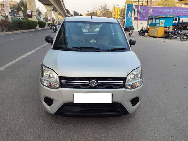 https://images10.gaadi.com/usedcar_image/4551435/original/processed_6df3251f4ba628c2237e5f635277d0a8.jpg?imwidth=6400