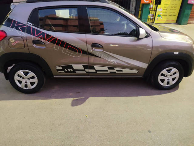 https://images10.gaadi.com/usedcar_image/4551486/original/dfb5996a582401a5a12a246faf086704.png?imwidth=6401