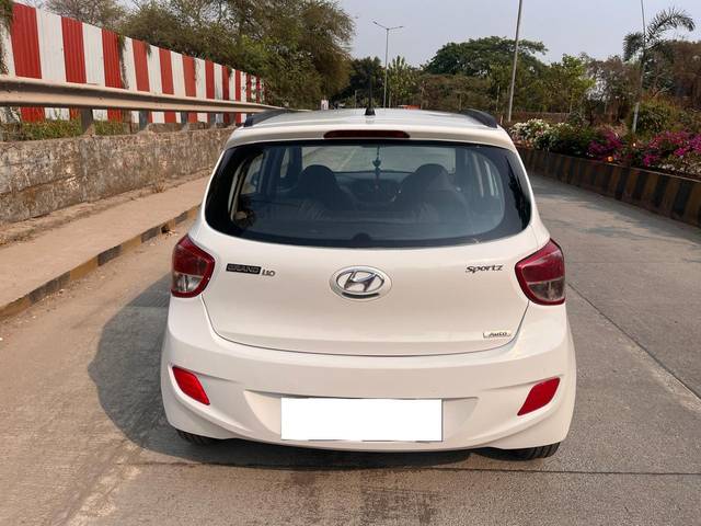 https://images10.gaadi.com/usedcar_image/4551490/original/processed_aa1399ea98638e217412f54ab08e1f25.jpg?imwidth=6402