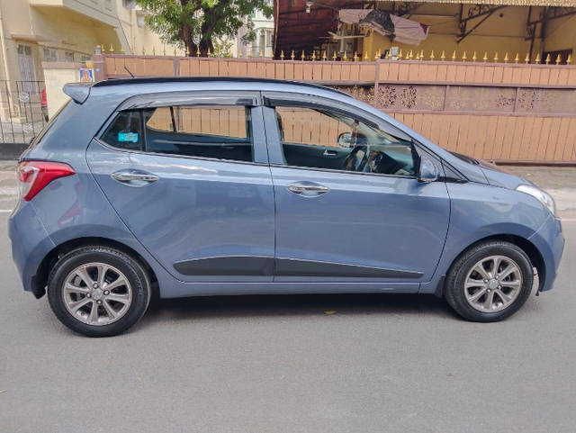 https://images10.gaadi.com/usedcar_image/4551497/original/76ecbba977f9c7793d135d07a534808a.png?imwidth=6401