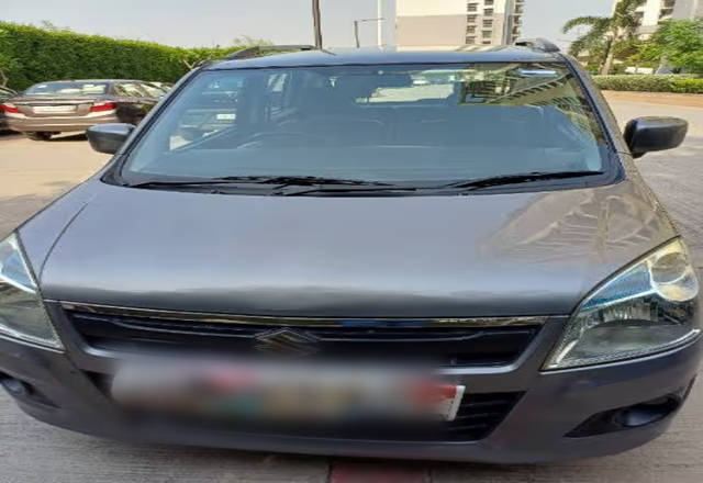 https://images10.gaadi.com/usedcar_image/4551521/original/66edef58-8cf5-48a9-90f5-2bd9e4295b92.?imwidth=6402