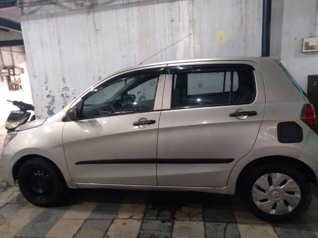 https://images10.gaadi.com/usedcar_image/4551522/original/processed_cb3a9ca66c9df797731f93eefe40da53.png?imwidth=6402