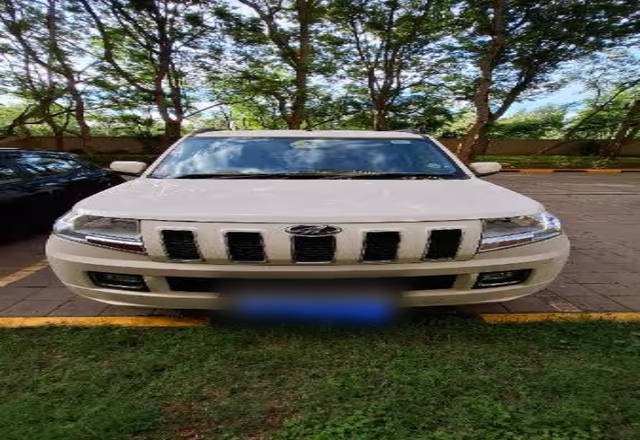 https://images10.gaadi.com/usedcar_image/4551544/original/cce7e4ee-ac9d-410e-98ef-7b9cc0fa4b78.?imwidth=6400