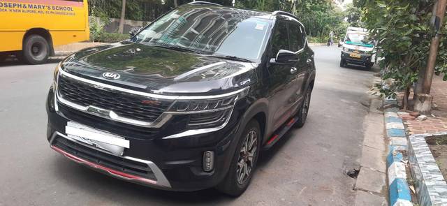 https://images10.gaadi.com/usedcar_image/4551552/original/processed_b449024d6e008e5850989fb90aa29bc3.jpg?imwidth=6400