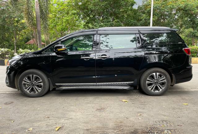 https://images10.gaadi.com/usedcar_image/4551564/original/processed_1a09b993f0c7cd16b687b49340463f06.jpg?imwidth=6402