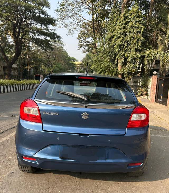 https://images10.gaadi.com/usedcar_image/4551567/original/processed_3fbdb8c8488a7447cbf6ba6d166a5e2b.jpg?imwidth=6402