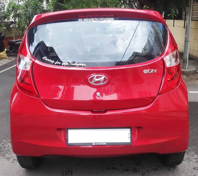https://images10.gaadi.com/usedcar_image/4551569/original/processed_05d634e4255b7be34999f0c791634684.jpg?imwidth=6402