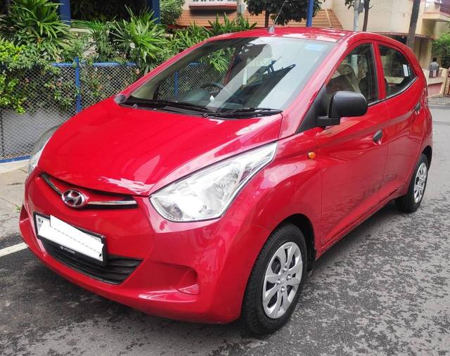 https://images10.gaadi.com/usedcar_image/4551569/original/processed_6eb92d15e357d7046c1dbf85c8d3e73e.jpg?imwidth=6400