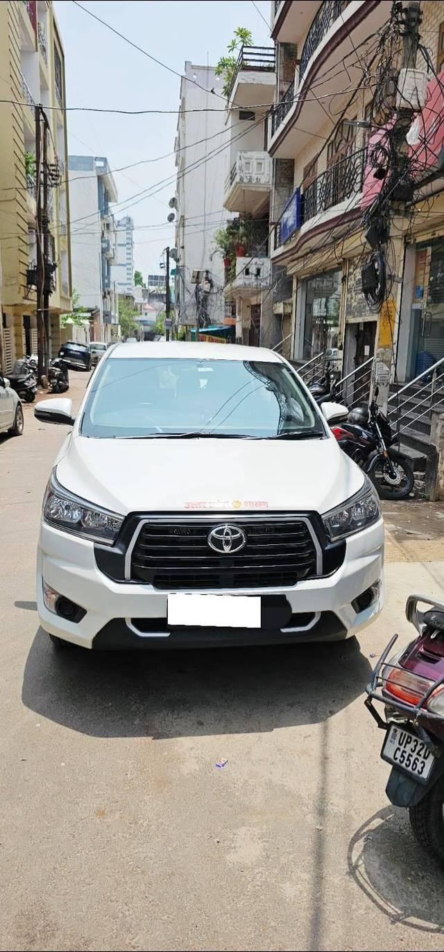 https://images10.gaadi.com/usedcar_image/4551580/original/processed_534af4a5f71544a95aa6610f2541b043.jpg?imwidth=6400